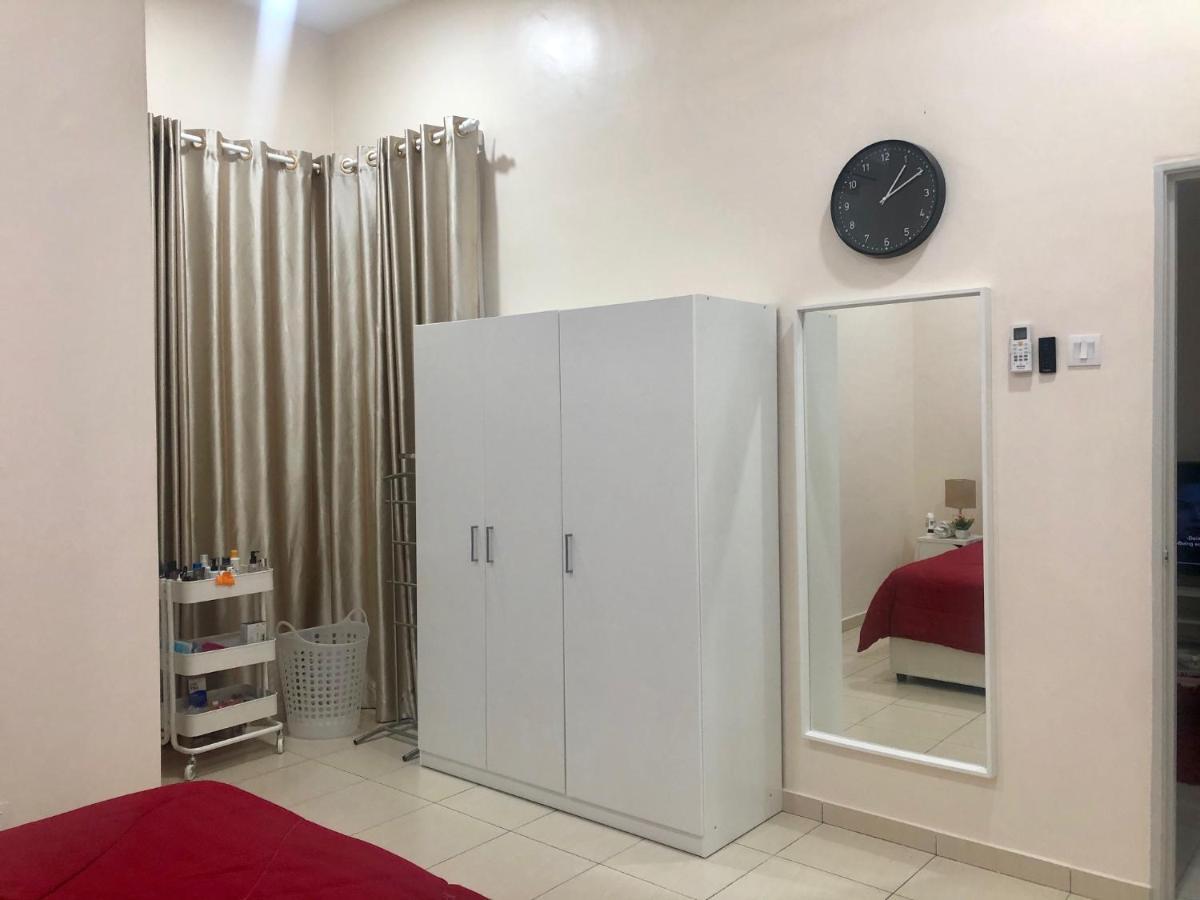 Rumahku Homestay, Taman Jasin Perdana Экстерьер фото