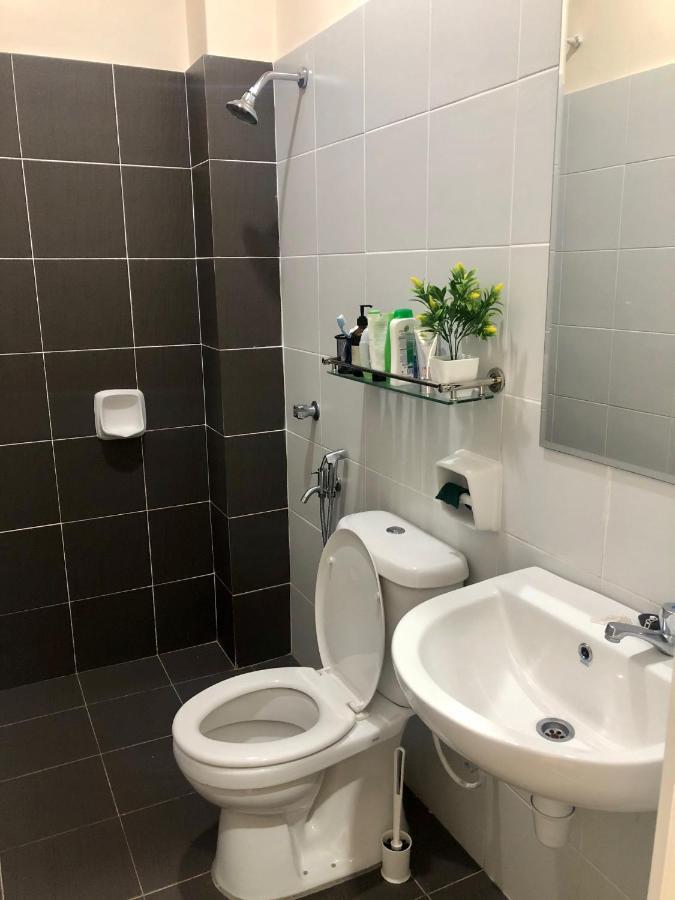 Rumahku Homestay, Taman Jasin Perdana Экстерьер фото