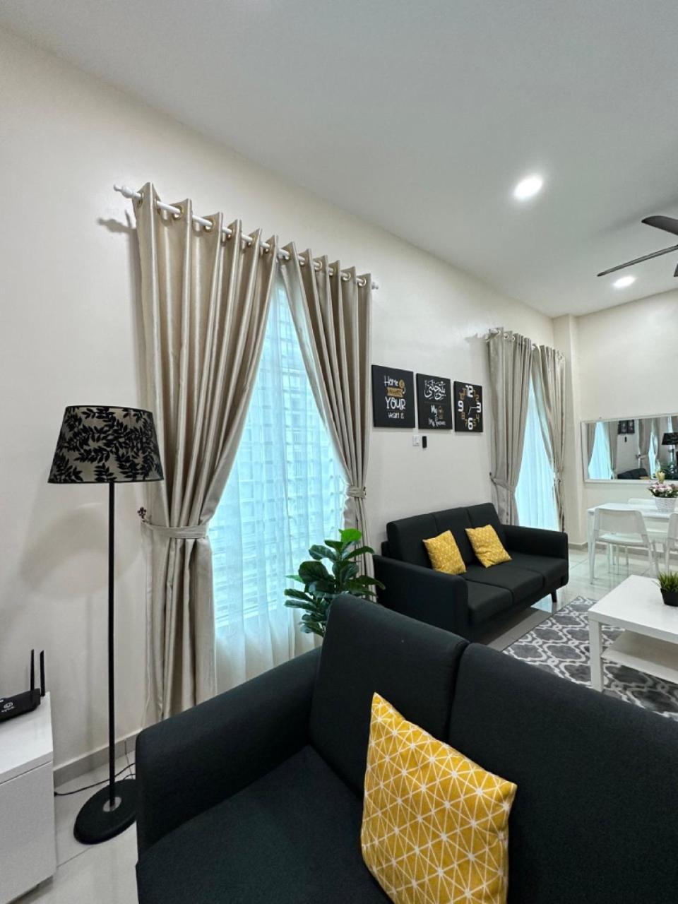 Rumahku Homestay, Taman Jasin Perdana Экстерьер фото
